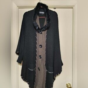 Talk of the Walk Black and Brown Poncho
